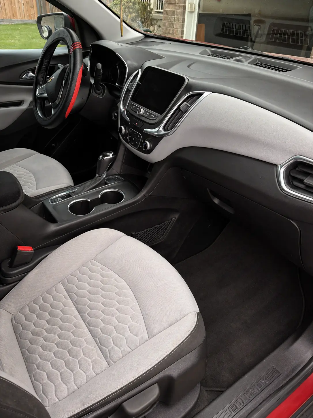 Interior detail on a Chevrolet Equinox in Ottawa